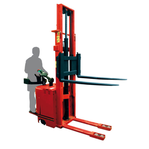 MONTACARGAS ELECTRICO ESCALON 2 t HOMBRE ABORDO